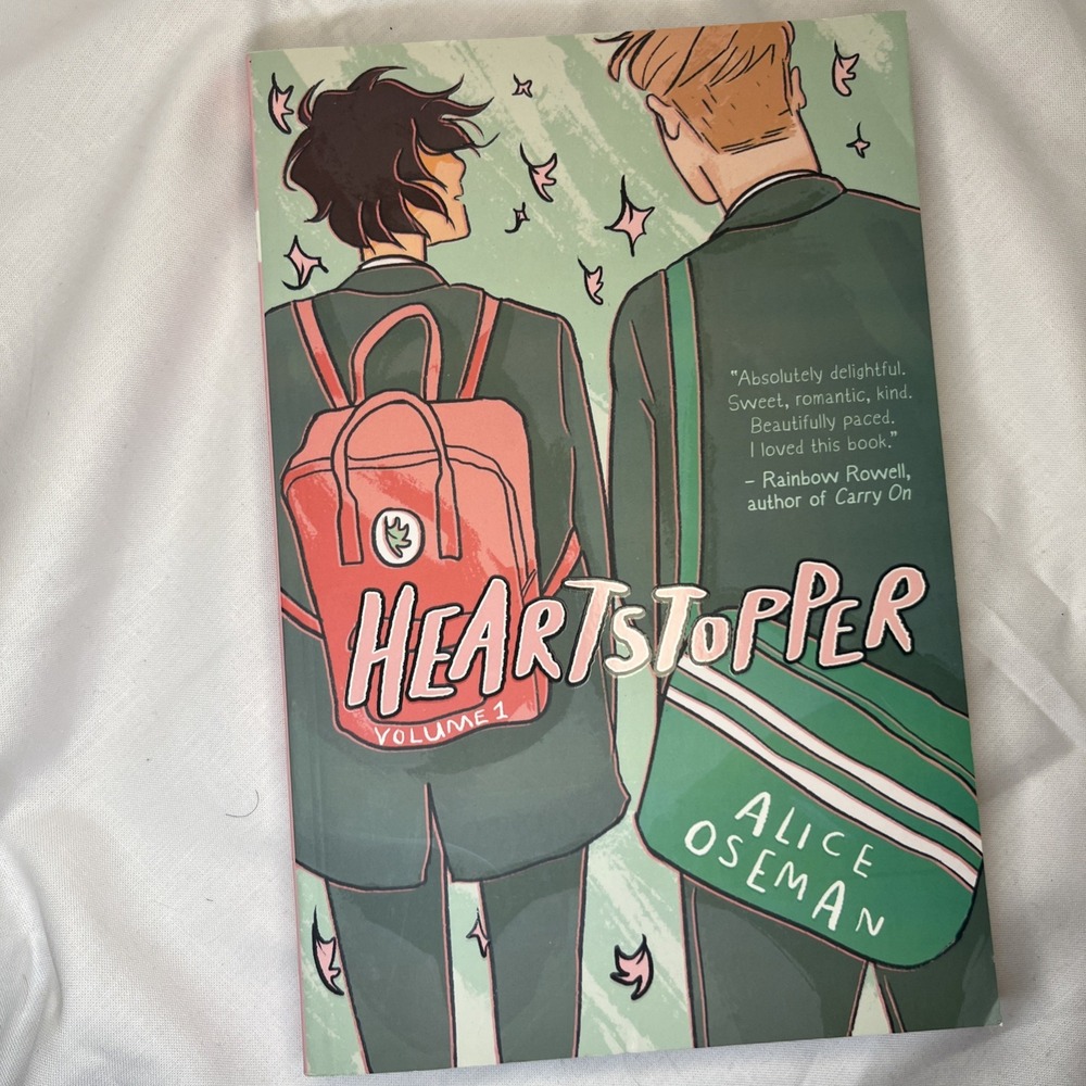 Heartstopper #1: a Graphic Novel by Alice Oseman (2020, Trade Paperback)